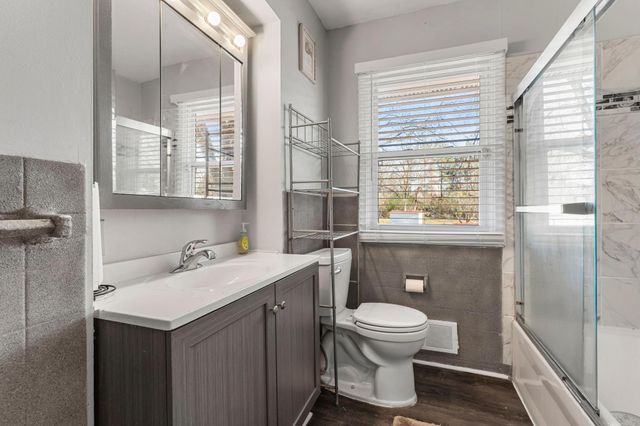 2130 Douglas Drive N, Golden Valley, MN 55422