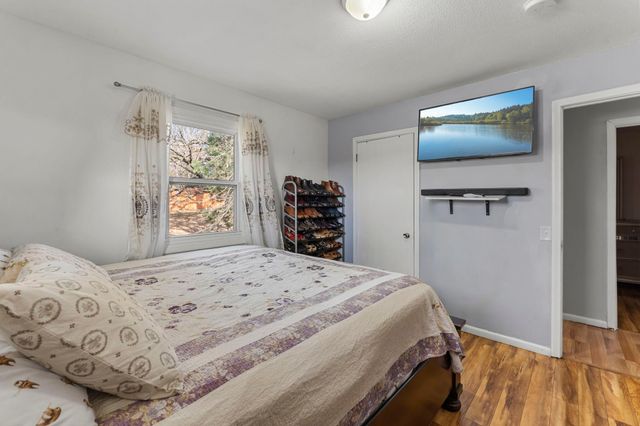 2130 Douglas Drive N, Golden Valley, MN 55422