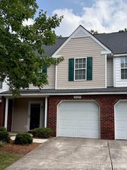 10049 University Park Lane, Charlotte, NC 28213