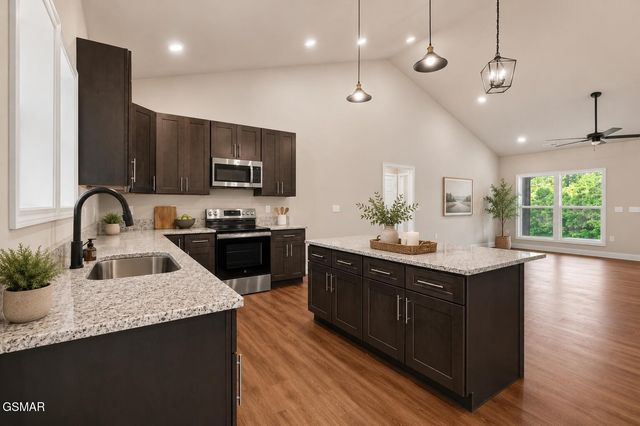 3641 Atala Trail, Kodak, TN 37764