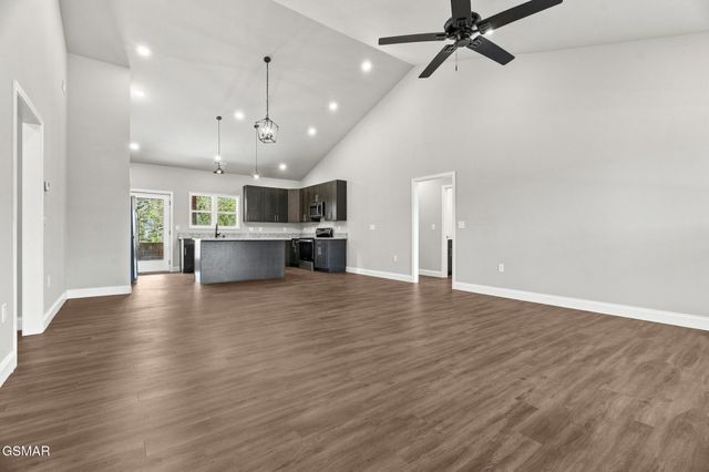 3641 Atala Trail, Kodak, TN 37764
