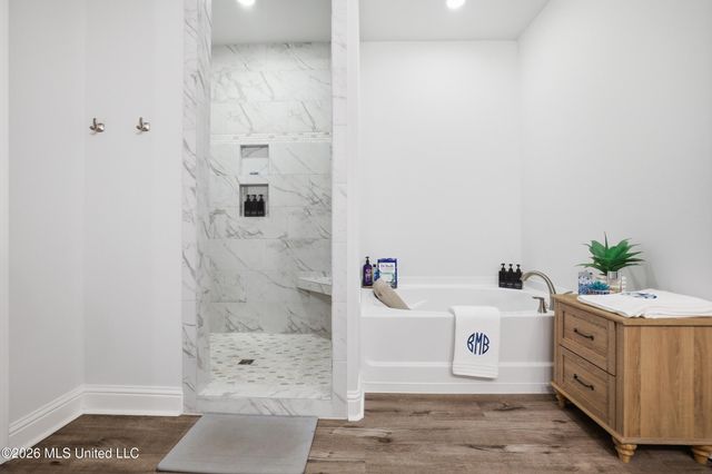 13601 Winterberry Drive, Biloxi, MS 39532