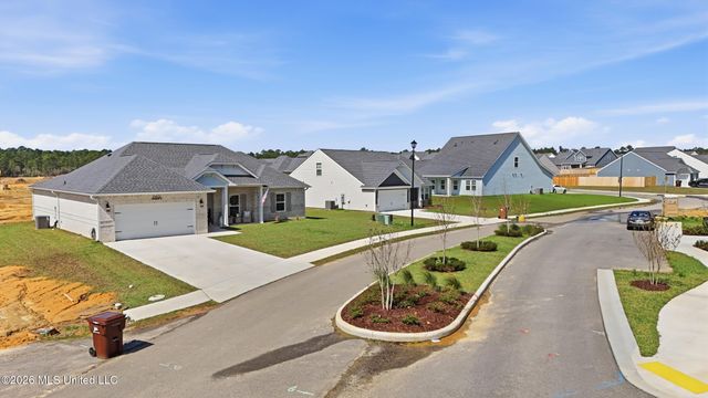 13601 Winterberry Drive, Biloxi, MS 39532