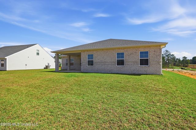 13601 Winterberry Drive, Biloxi, MS 39532