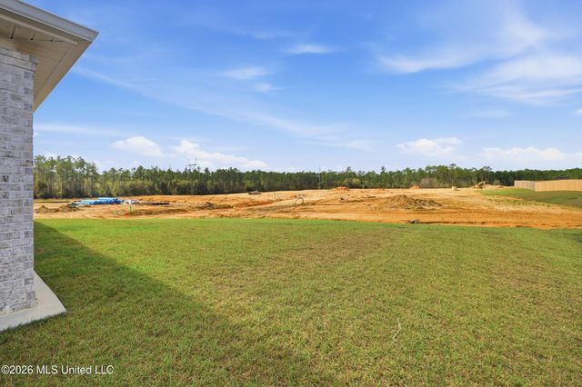 13601 Winterberry Drive, Biloxi, MS 39532