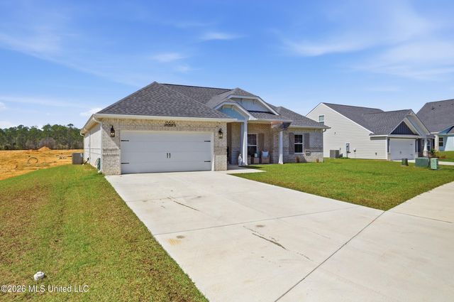 13601 Winterberry Drive, Biloxi, MS 39532