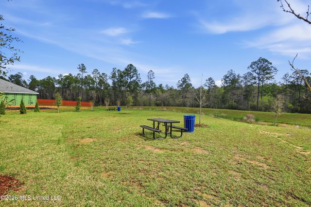 13601 Winterberry Drive, Biloxi, MS 39532