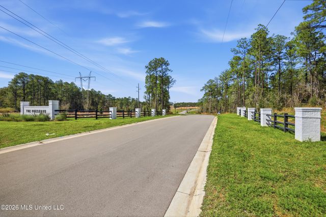 13601 Winterberry Drive, Biloxi, MS 39532