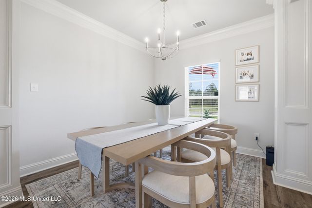 13601 Winterberry Drive, Biloxi, MS 39532