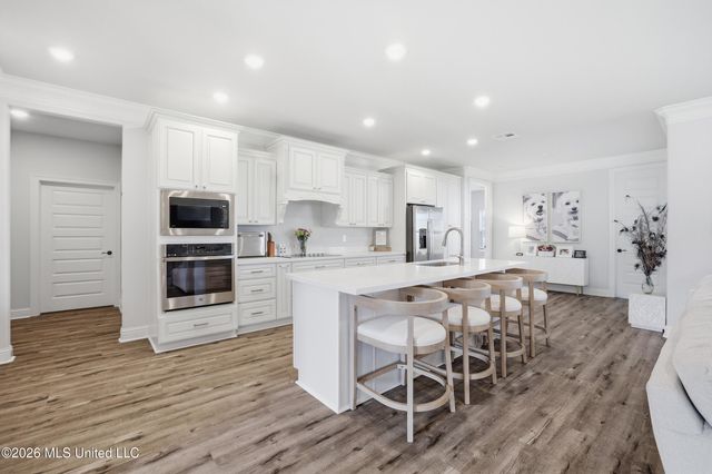 13601 Winterberry Drive, Biloxi, MS 39532