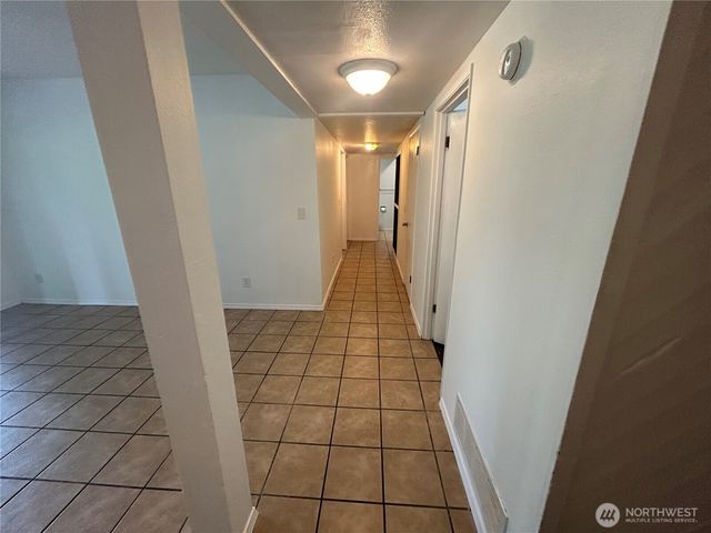 3707 Northshore Boulevard NE, Tacoma, WA 98422