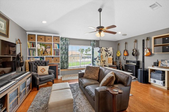 2638 JAYS NEST LANE, Holiday, FL 34691