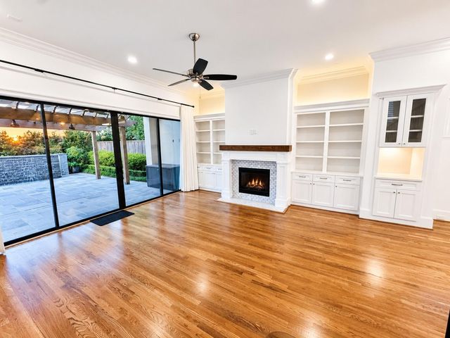1301 Peden Street, Houston, TX 77006