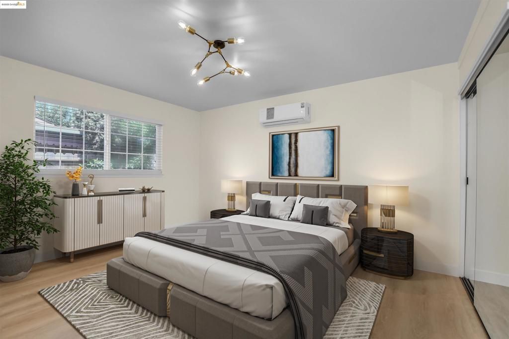 Image 14 of property listing at 1660 Jenkinson Drive, Concord, CA 94520