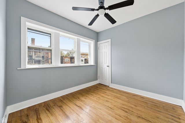 7824 S Euclid Avenue, Chicago, IL 60649