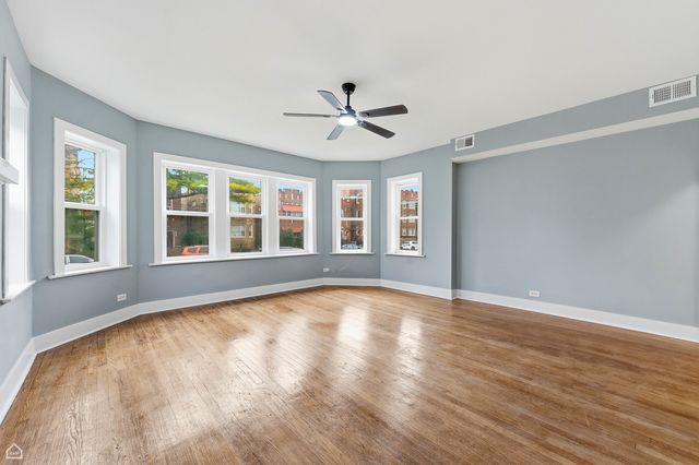 7824 S Euclid Avenue, Chicago, IL 60649