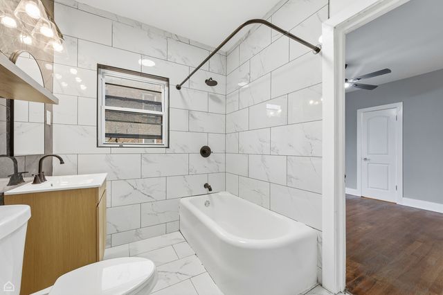 7824 S Euclid Avenue, Chicago, IL 60649