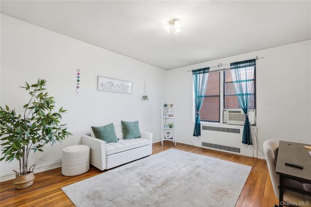 210 Martine Avenue 5L, White Plains, NY 10601
