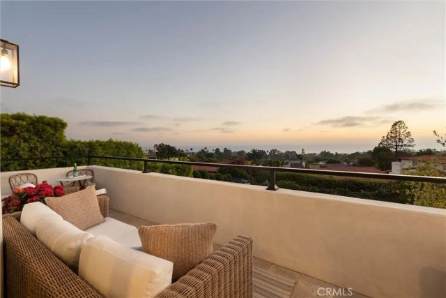 1016 Via Romero, Palos Verdes Estates, CA 90274