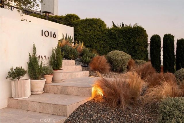1016 Via Romero, Palos Verdes Estates, CA 90274