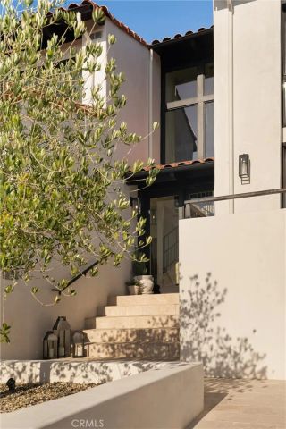 1016 Via Romero, Palos Verdes Estates, CA 90274