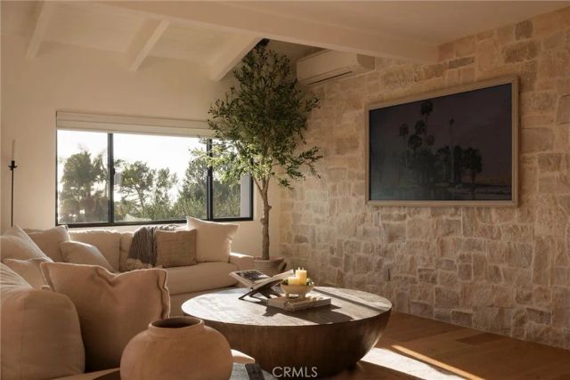 1016 Via Romero, Palos Verdes Estates, CA 90274