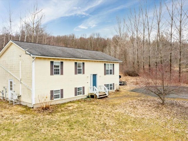 567 Kittell Road, Sheldon, VT 05483