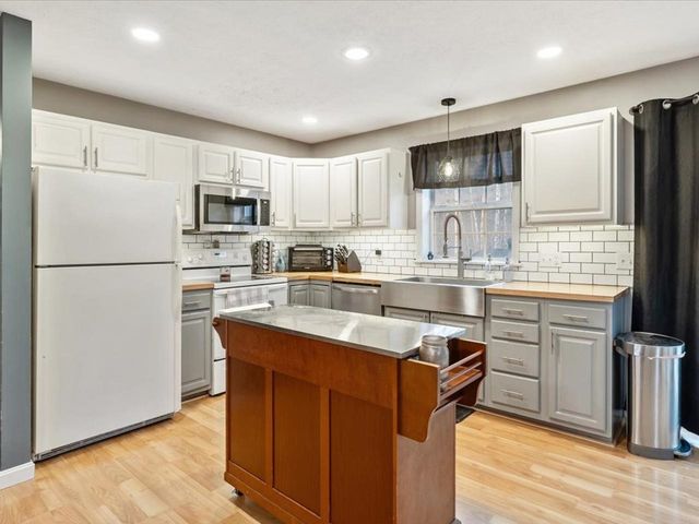 567 Kittell Road, Sheldon, VT 05483