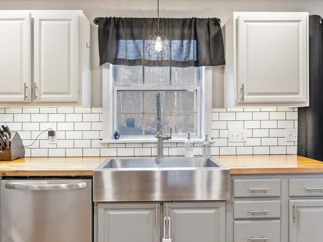 567 Kittell Road, Sheldon, VT 05483