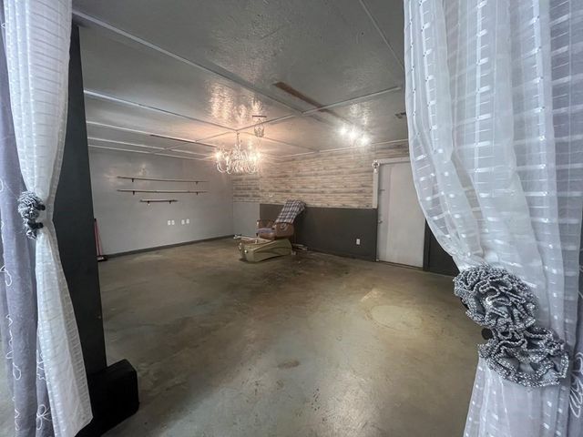 603 Highway 147, Broaddus, TX 75929