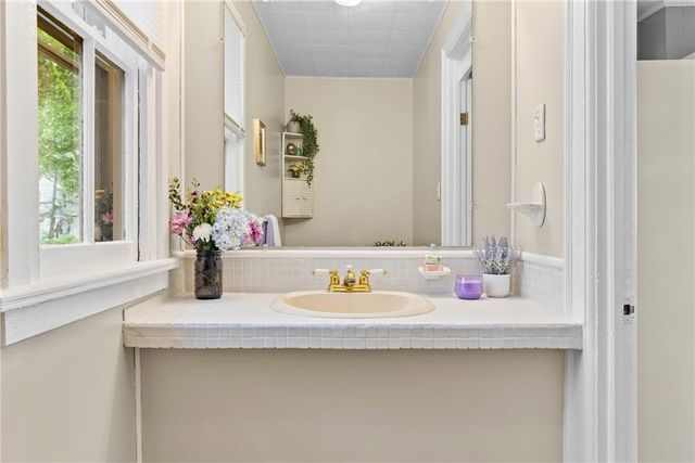 94 Hamilton Street, Rochester, NY 14620