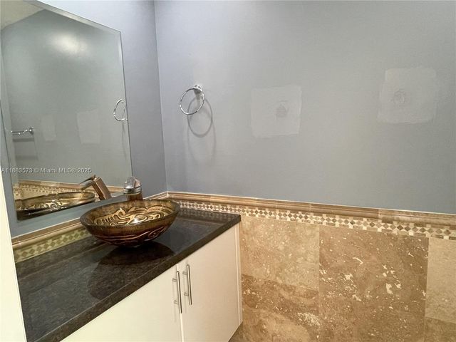 455 NE 25th St 410, Miami, FL 33137