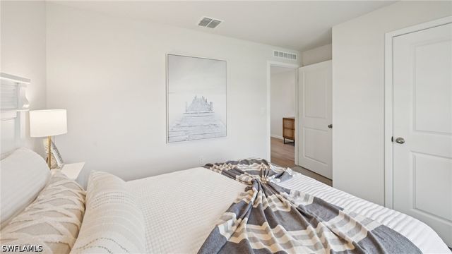 727 NEWHALL ST E, Lehigh Acres, FL 33971