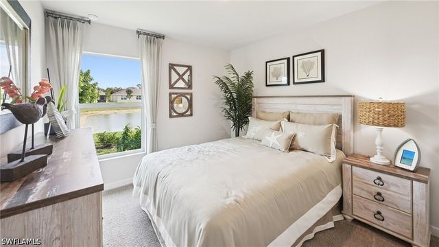 727 NEWHALL ST E, Lehigh Acres, FL 33971