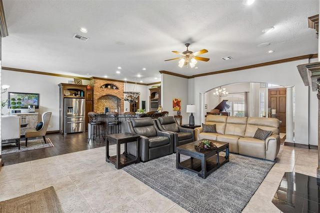 2724 SW 125th Terrace, Oklahoma City, OK 73170