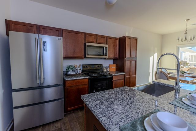 505 Purple Finch Road, Summerville, SC 29486