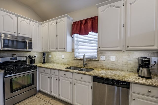 2115 Citation Drive, Arlington, TX 76017