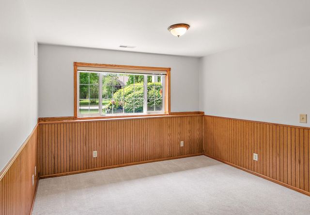 8848 Farmstead Avenue, Monticello, MN 55362