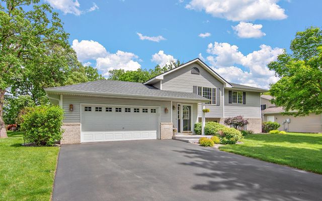 8848 Farmstead Avenue, Monticello, MN 55362