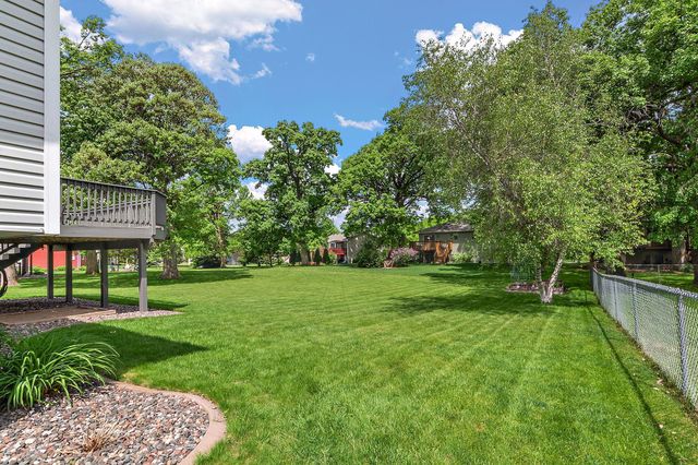 8848 Farmstead Avenue, Monticello, MN 55362