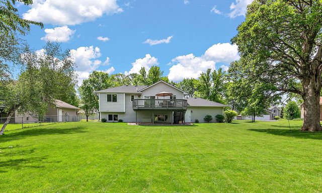 8848 Farmstead Avenue, Monticello, MN 55362