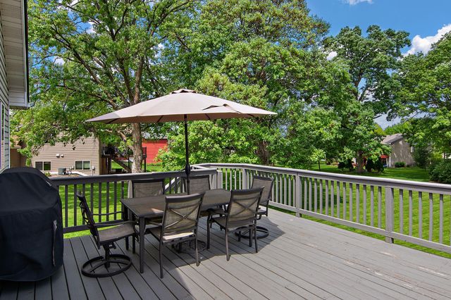 8848 Farmstead Avenue, Monticello, MN 55362