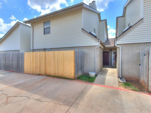 11406 Benttree Circle, Oklahoma City, OK 73120