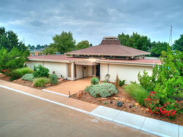 11406 Benttree Circle, Oklahoma City, OK 73120