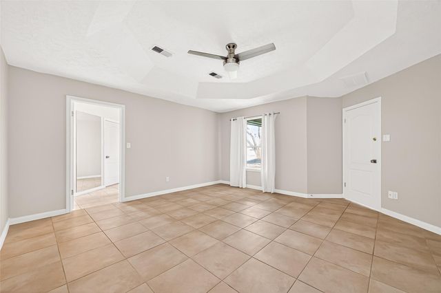 24707 Haigshire Drive, Tomball, TX 77375