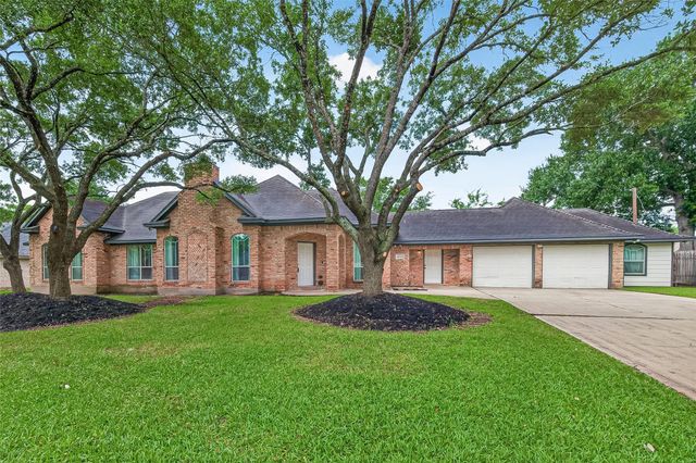 24707 Haigshire Drive, Tomball, TX 77375