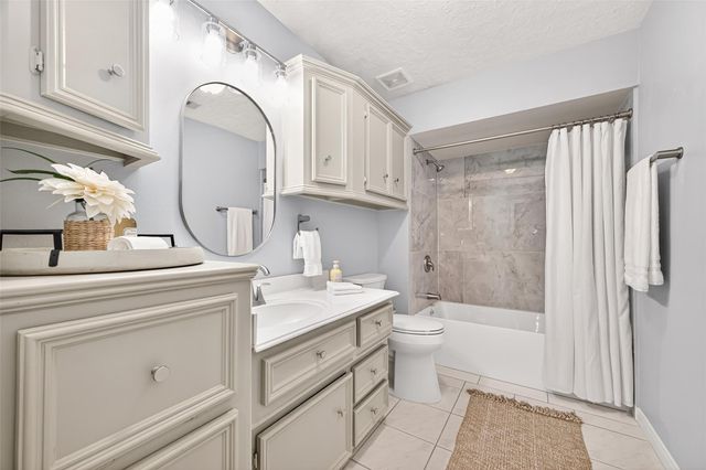 24707 Haigshire Drive, Tomball, TX 77375