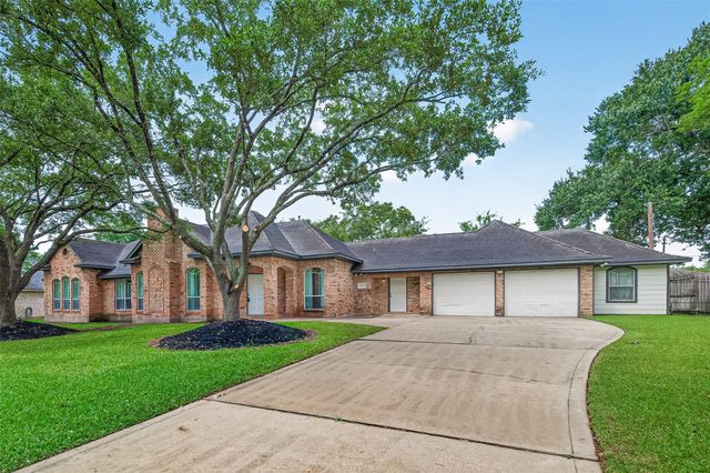 24707 Haigshire Drive, Tomball, TX 77375