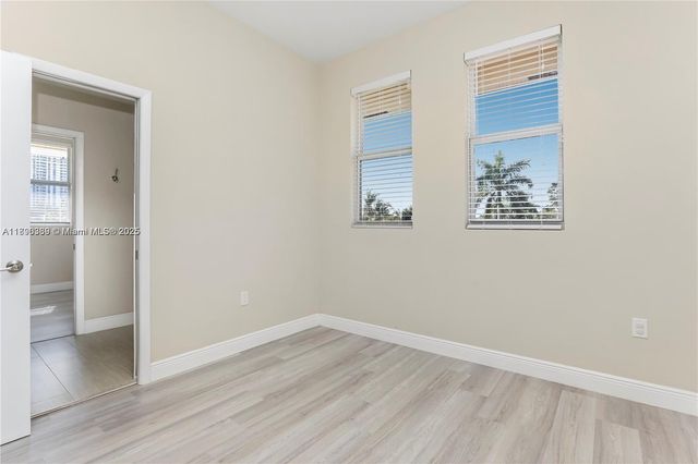 1632 NE 110th St 1, Miami, FL 33161