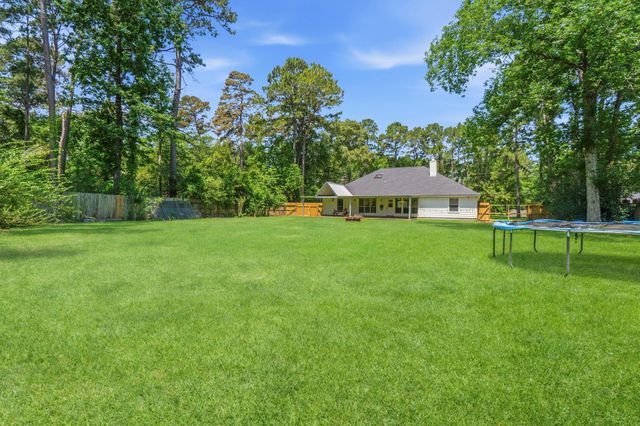 14 E Forest Court, Conroe, TX 77384